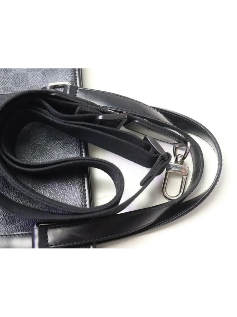 Louis Vuitton Damier Graphite Tadao 2-Way Tote